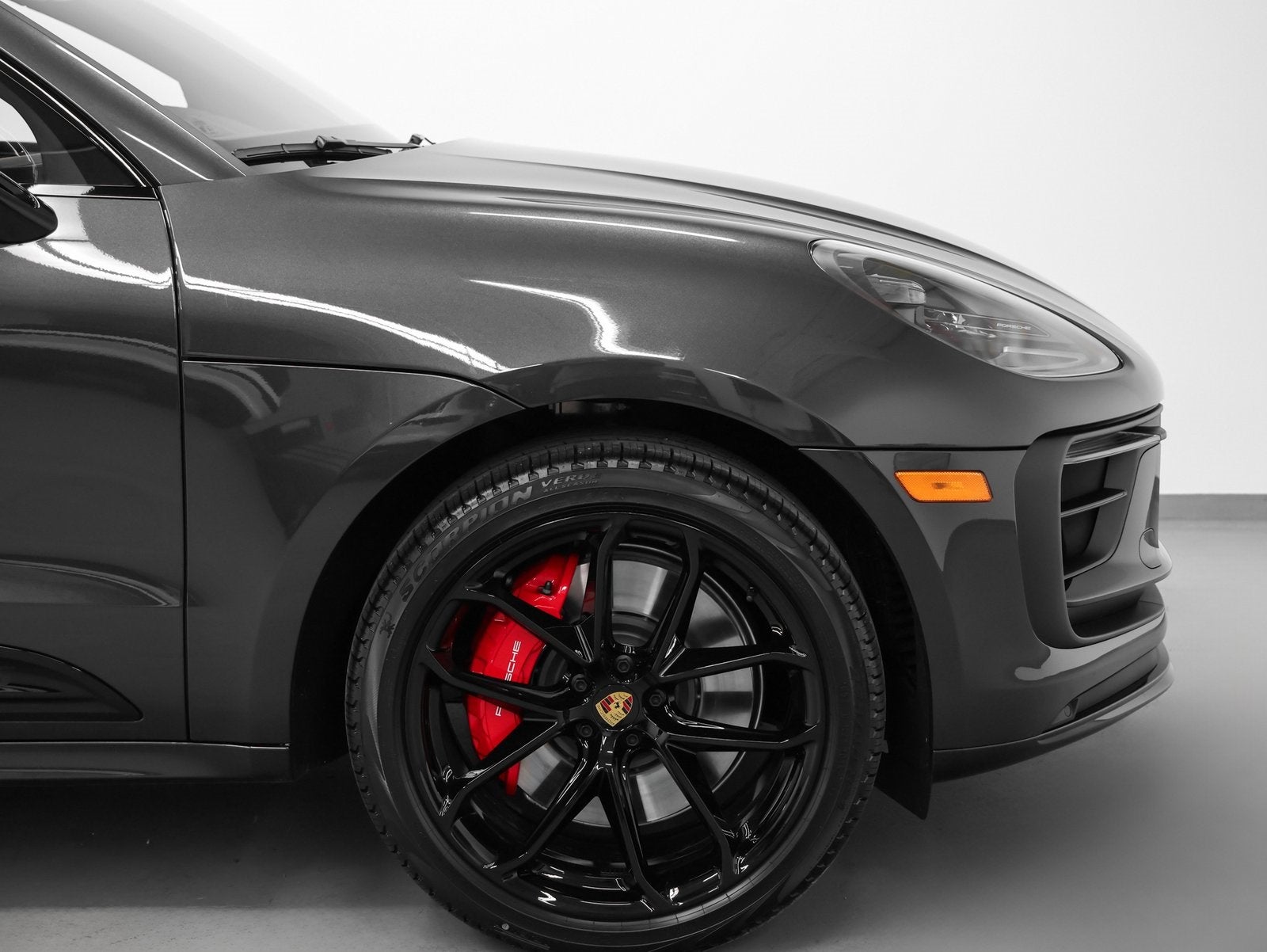 2026 Porsche Macan Macan GTS