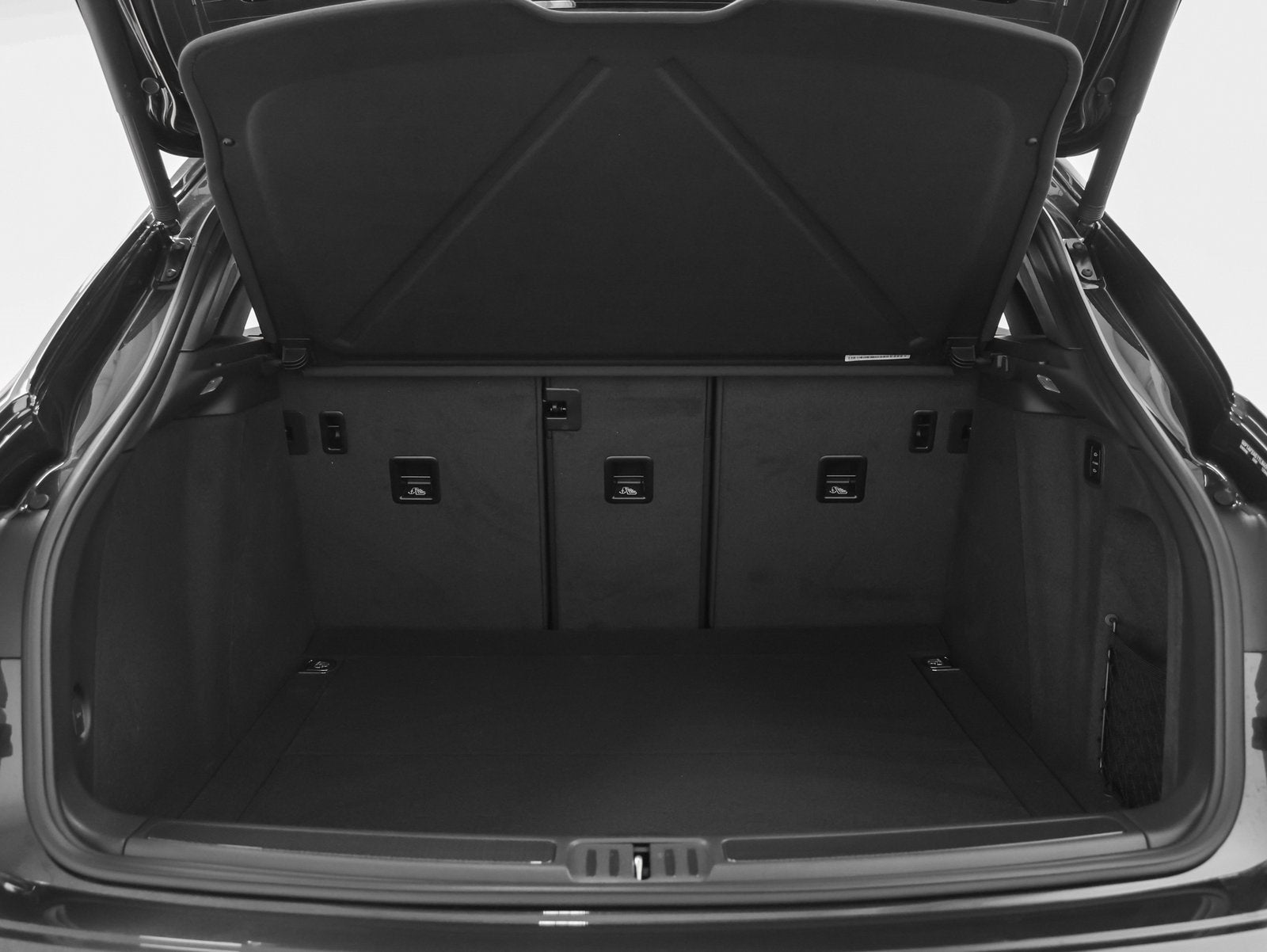 2026 Porsche Macan Macan GTS