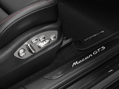 2026 Porsche Macan Macan GTS