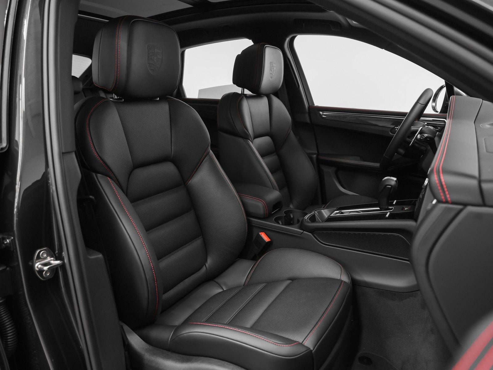 2026 Porsche Macan Macan GTS