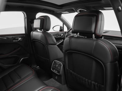 2026 Porsche Macan Macan GTS