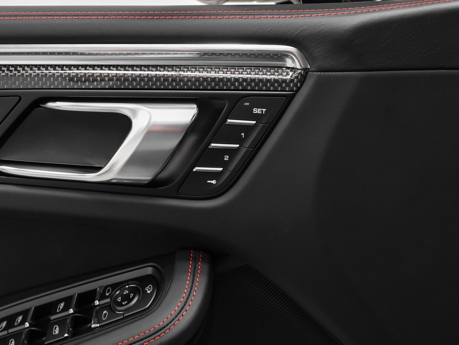 2026 Porsche Macan Macan GTS