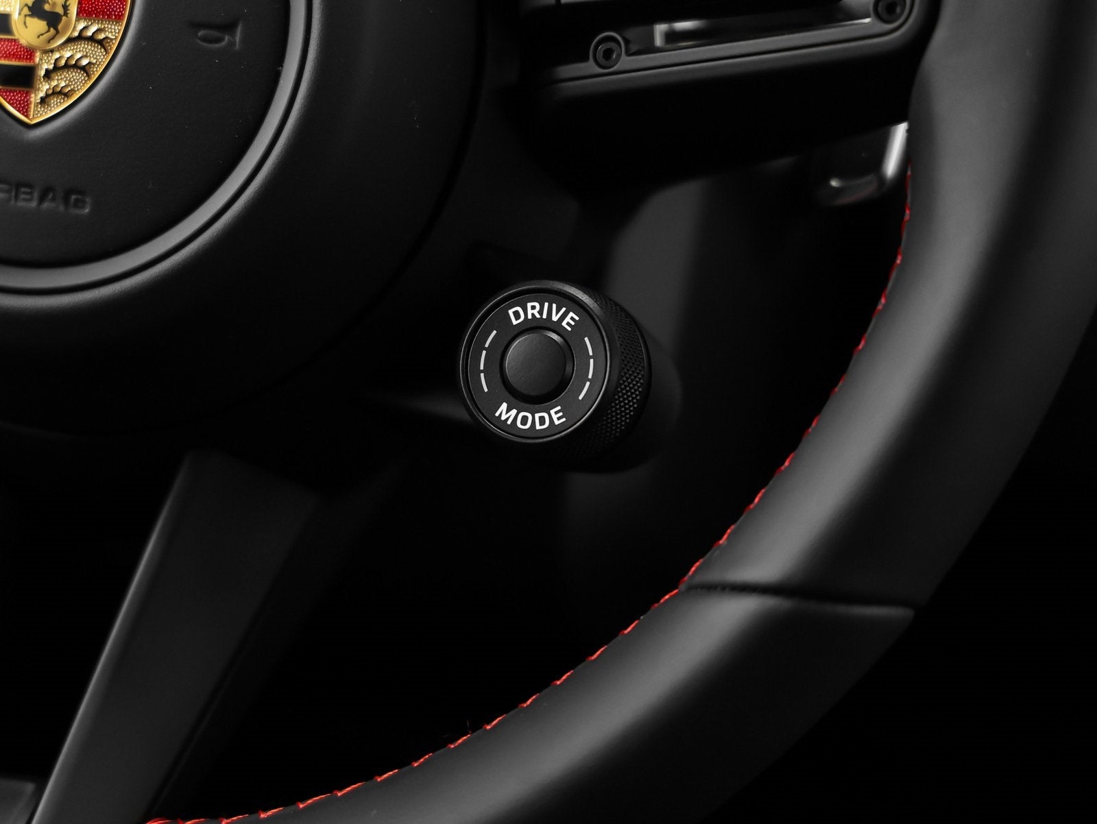 2026 Porsche Macan Macan GTS