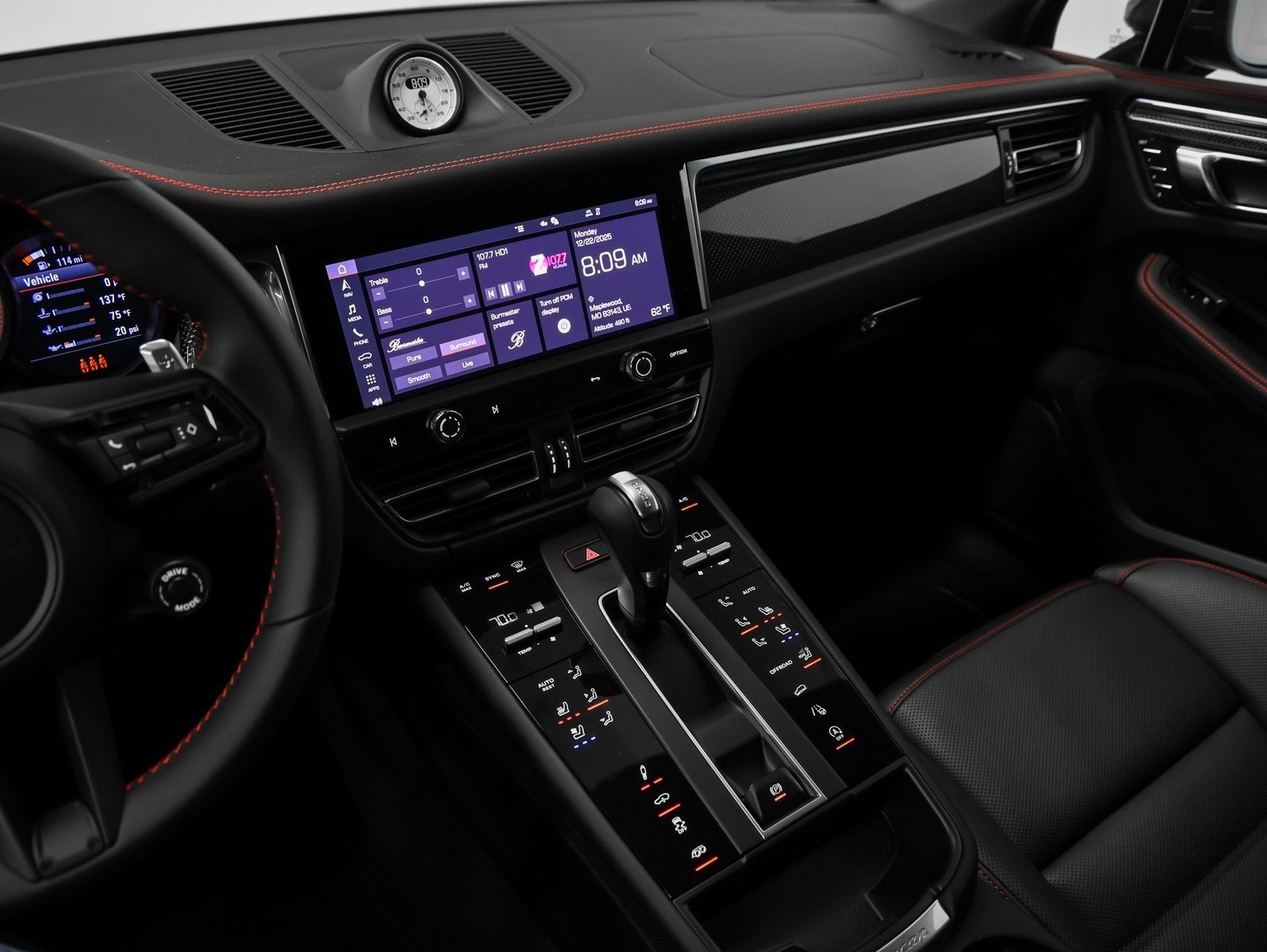 2026 Porsche Macan Macan GTS