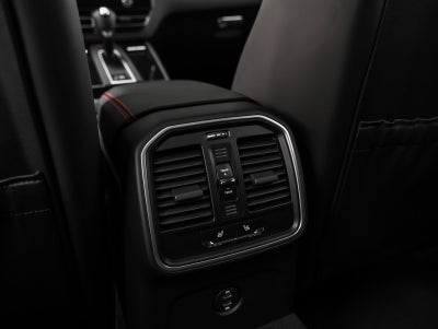 2026 Porsche Macan Macan GTS