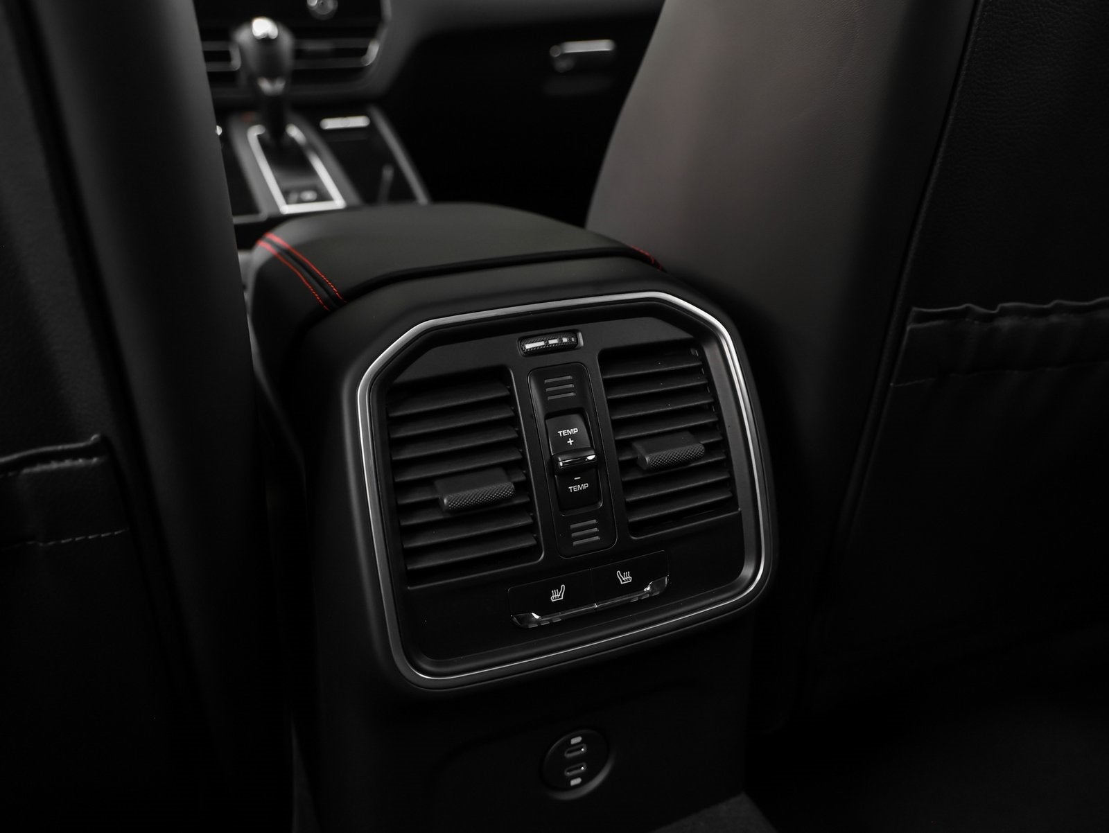 2026 Porsche Macan Macan GTS