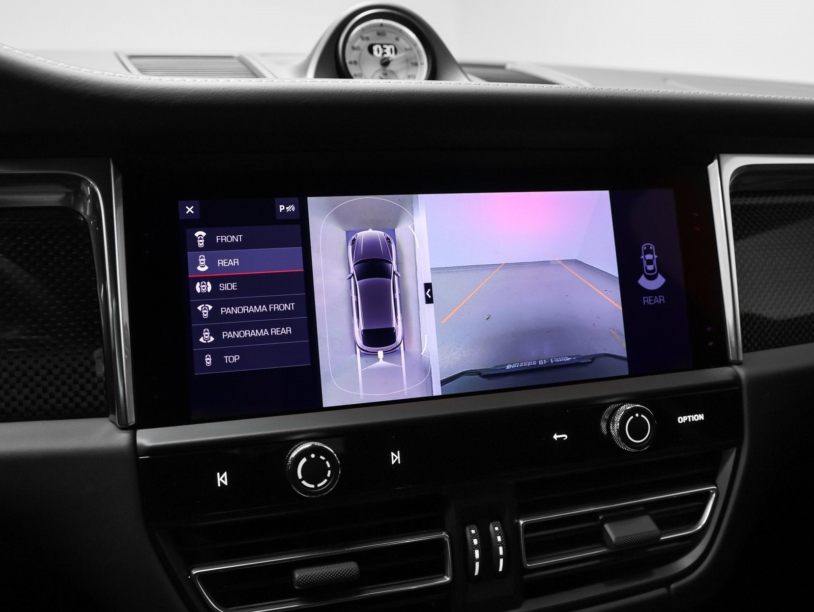 2026 Porsche Macan Macan GTS