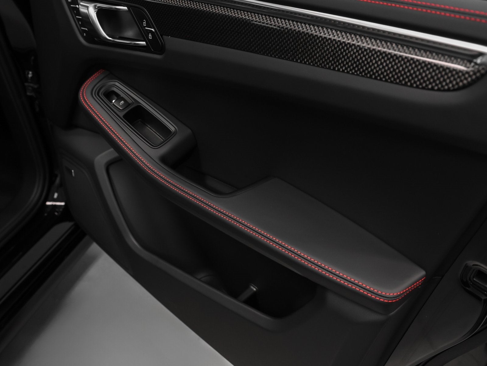 2026 Porsche Macan Macan GTS