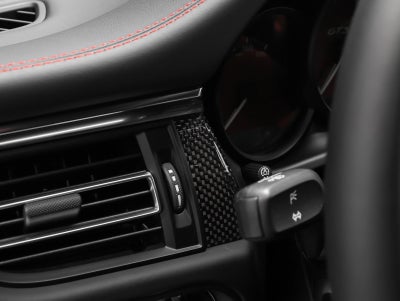 2026 Porsche Macan Macan GTS