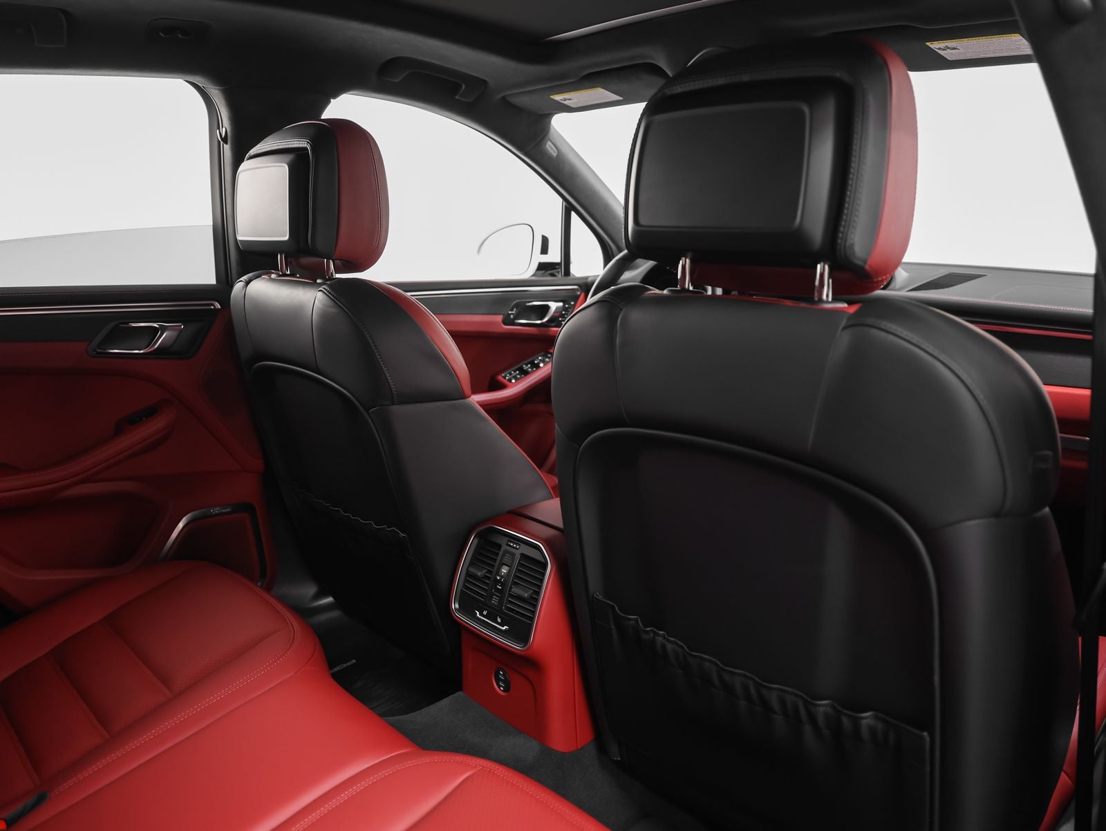 2022 Porsche Macan GTS