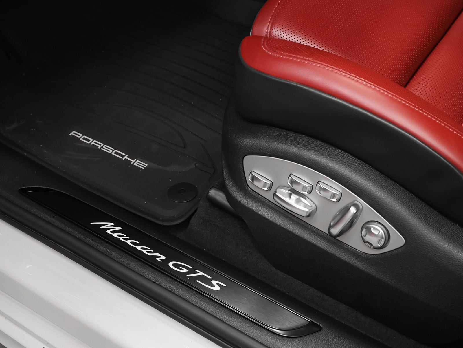 2022 Porsche Macan GTS