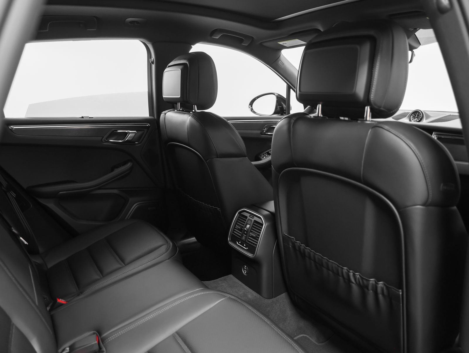 2026 Porsche Macan GTS