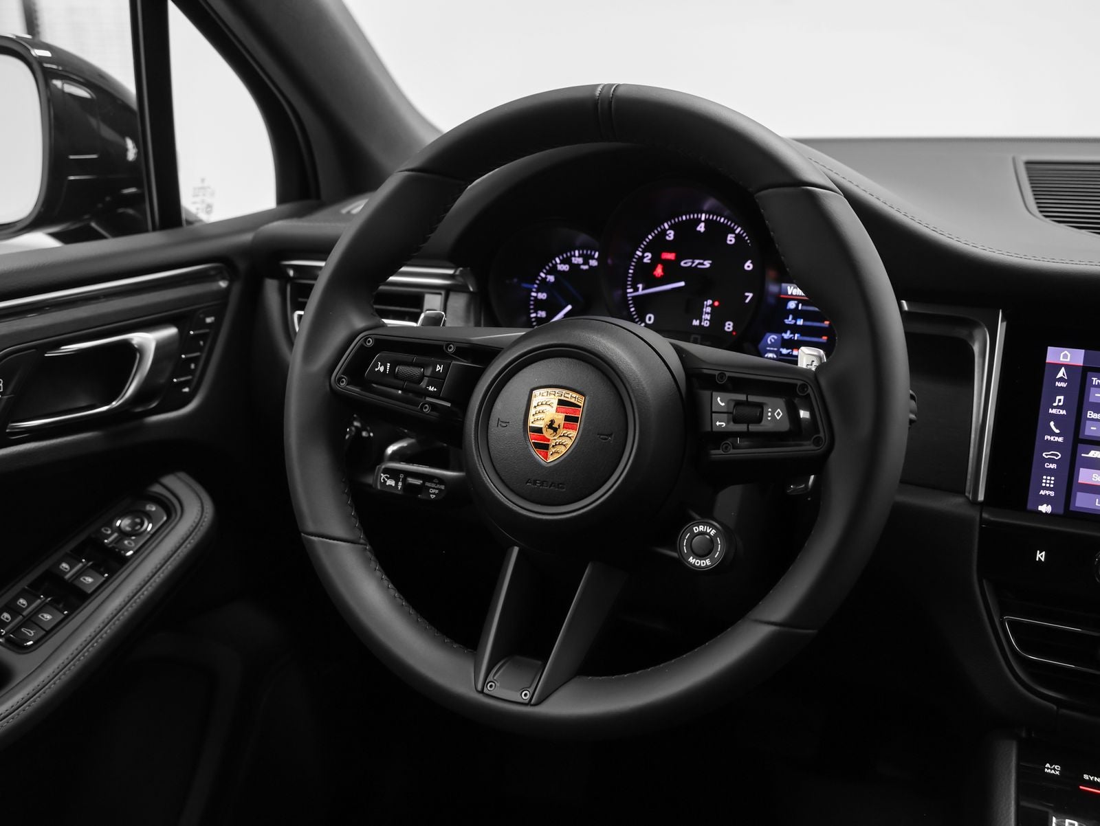 2026 Porsche Macan GTS