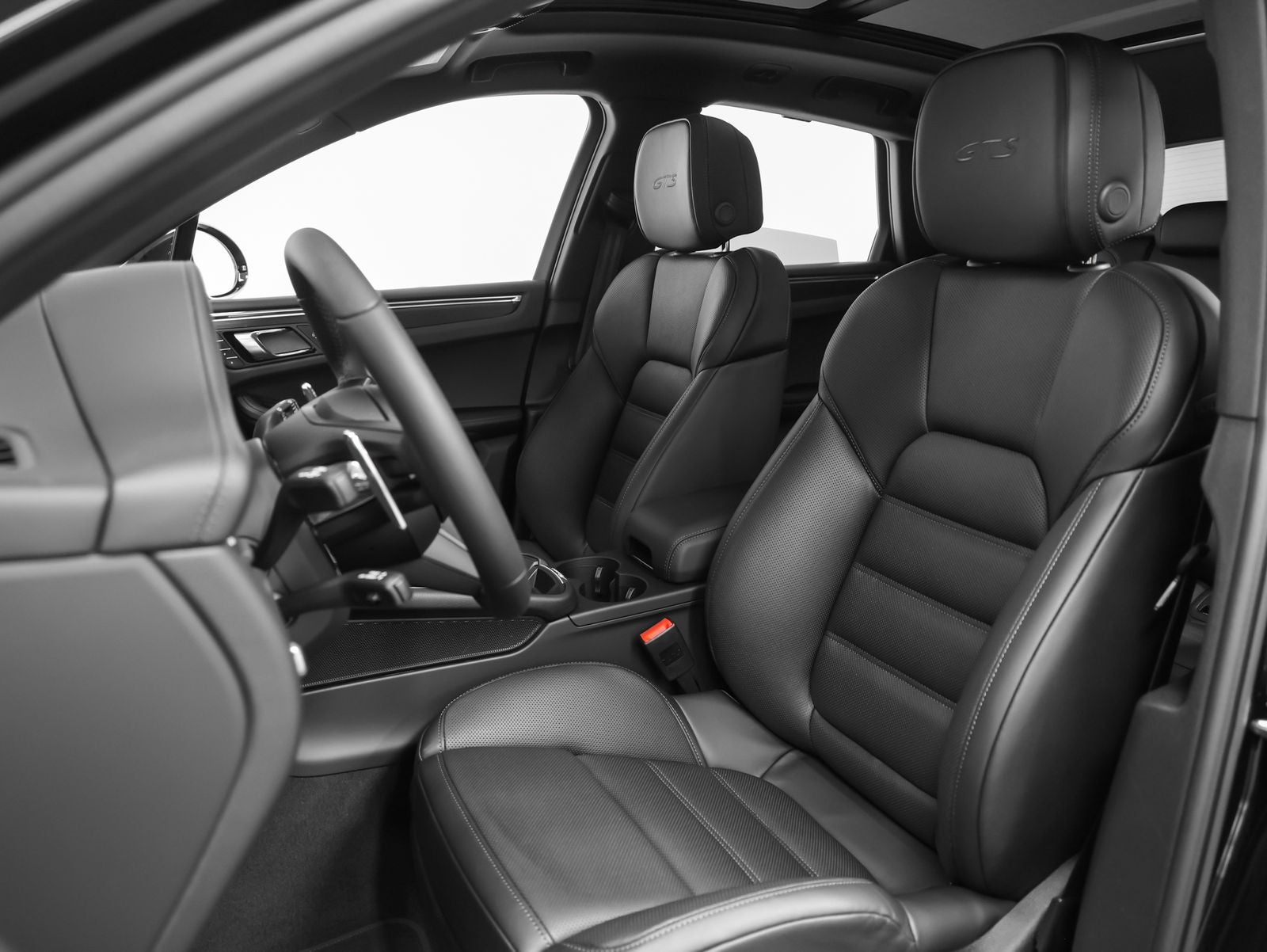 2026 Porsche Macan GTS