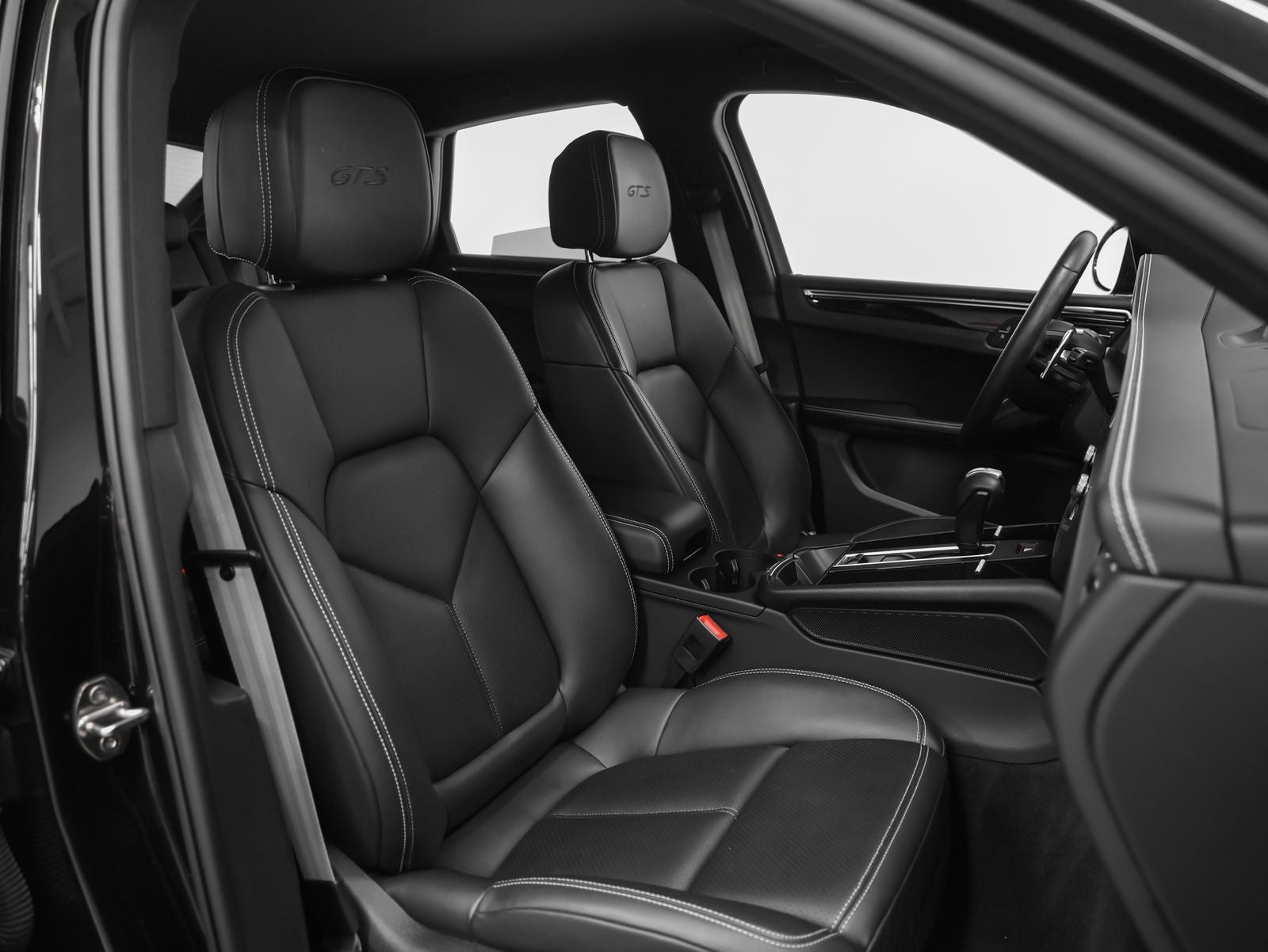 2023 Porsche Macan GTS