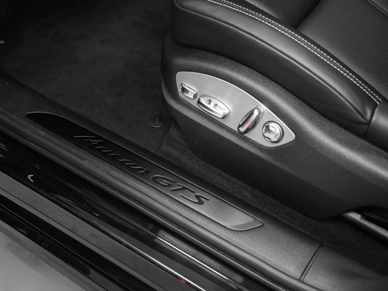 2023 Porsche Macan GTS