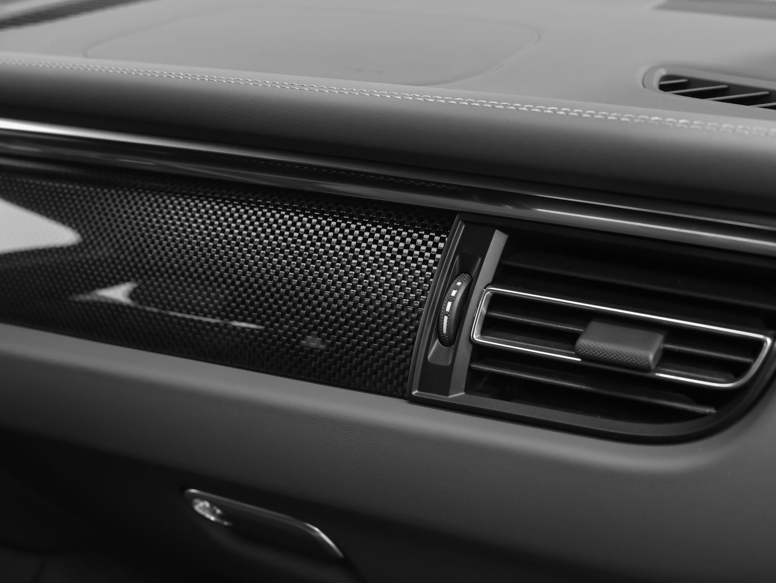 2022 Porsche Macan S