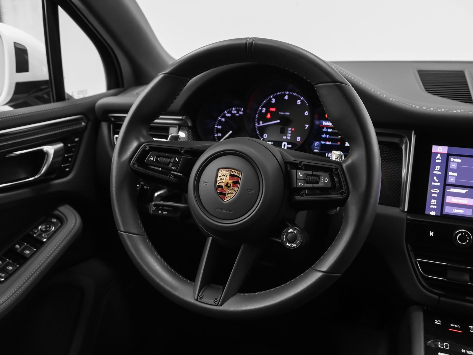 2022 Porsche Macan S