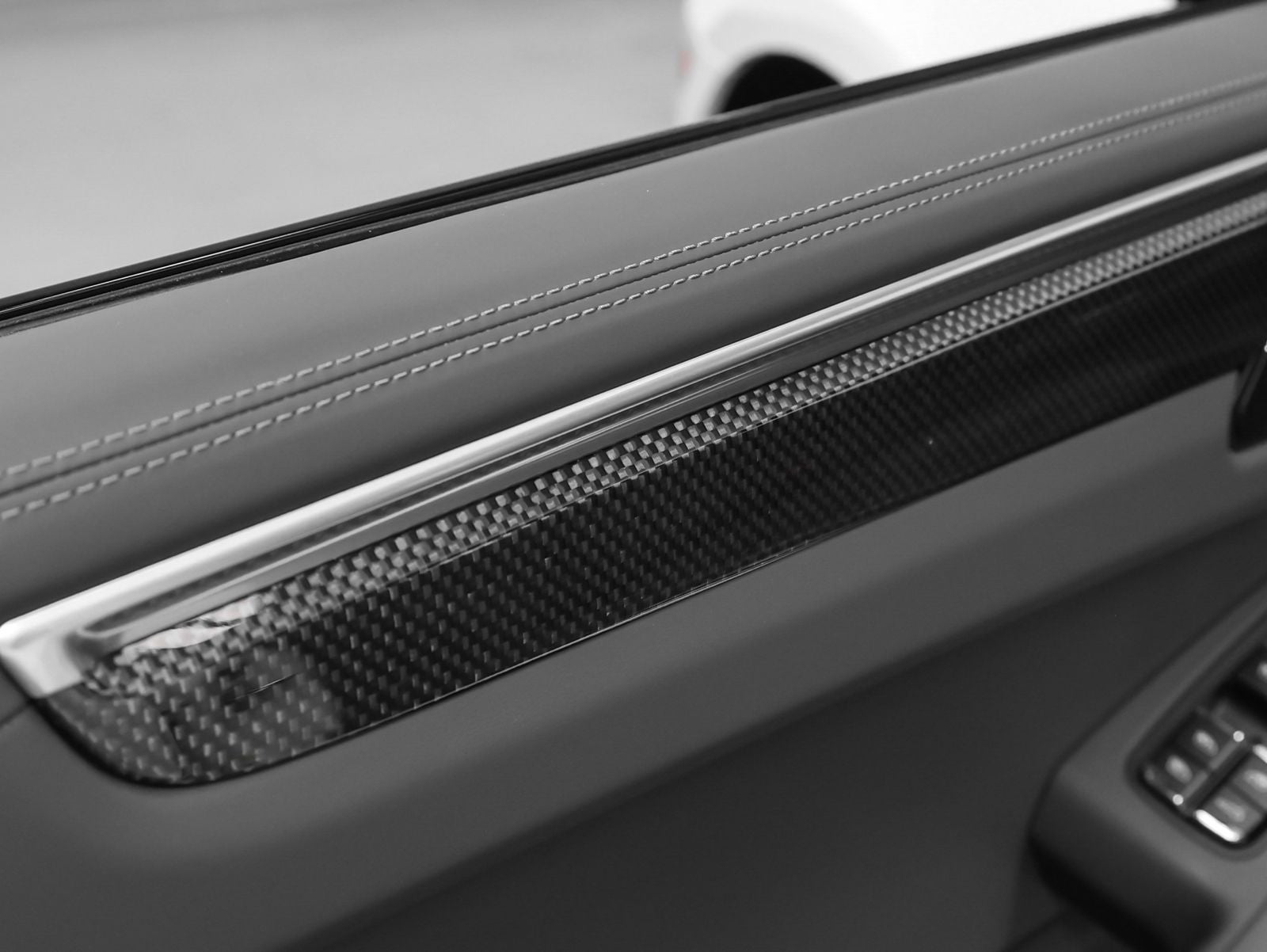 2022 Porsche Macan S