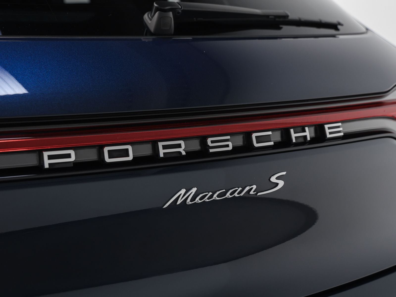 2023 Porsche Macan Macan S (MY23)