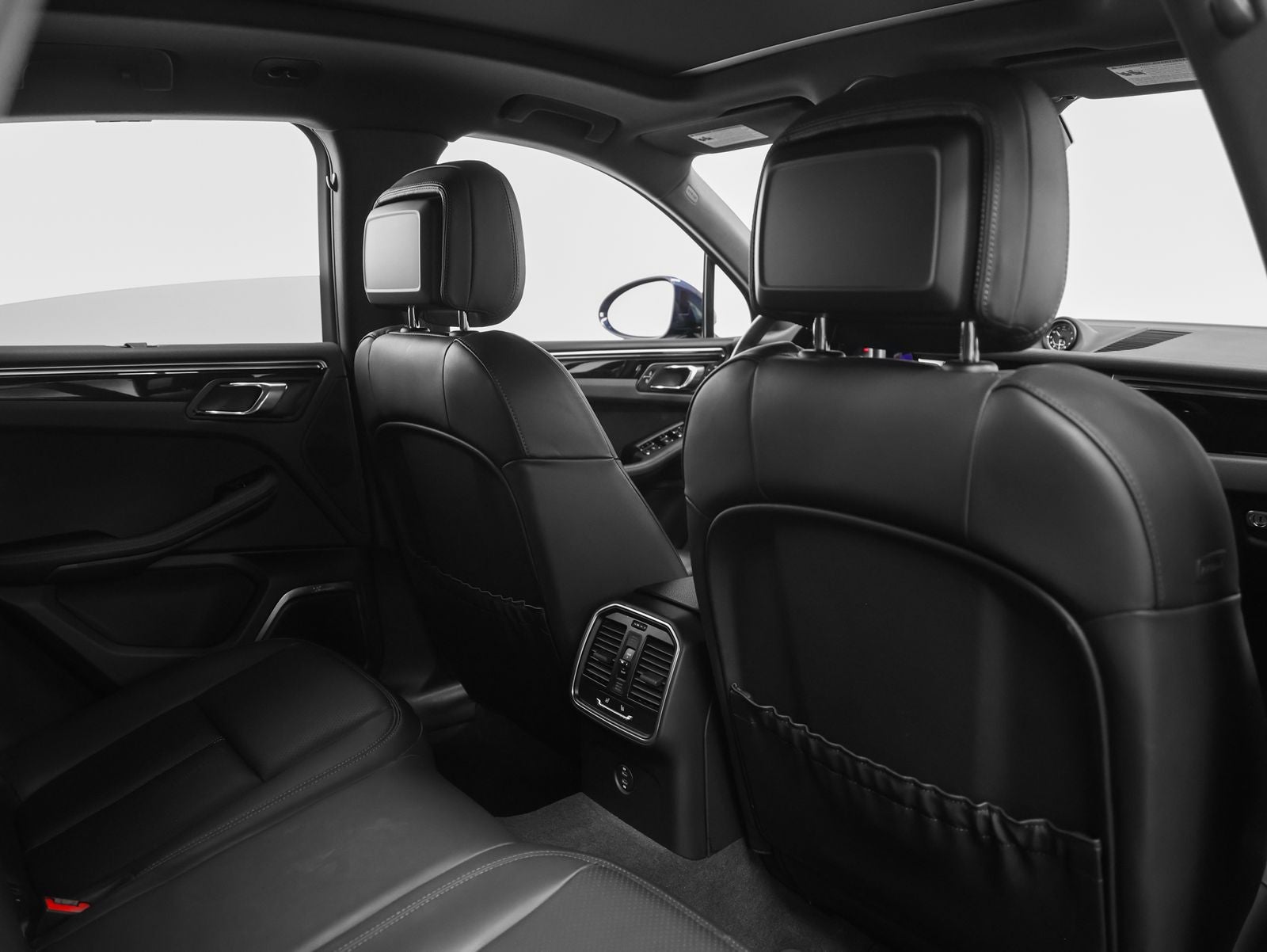 2023 Porsche Macan Macan S (MY23)