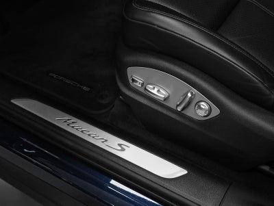 2023 Porsche Macan Macan S (MY23)