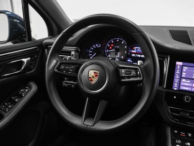 2023 Porsche Macan Macan S (MY23)