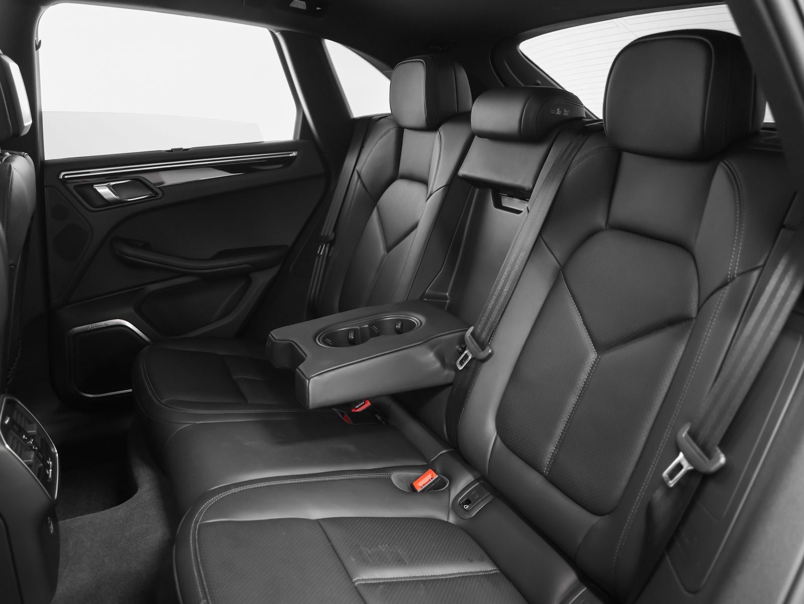 2023 Porsche Macan Macan S (MY23)