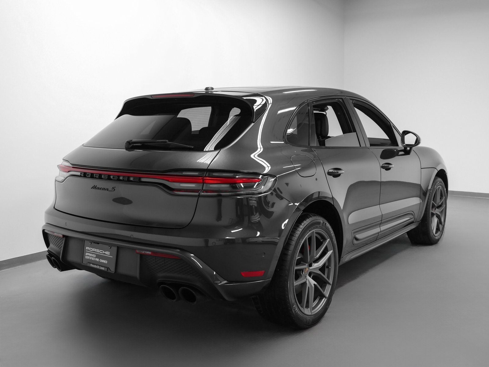 2022 Porsche Macan Macan S