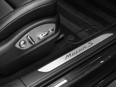 2022 Porsche Macan Macan S