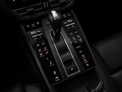 2022 Porsche Macan Macan S