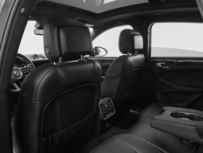 2022 Porsche Macan Macan S
