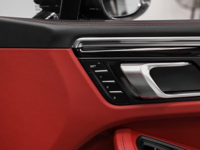 2026 Porsche Macan Macan S