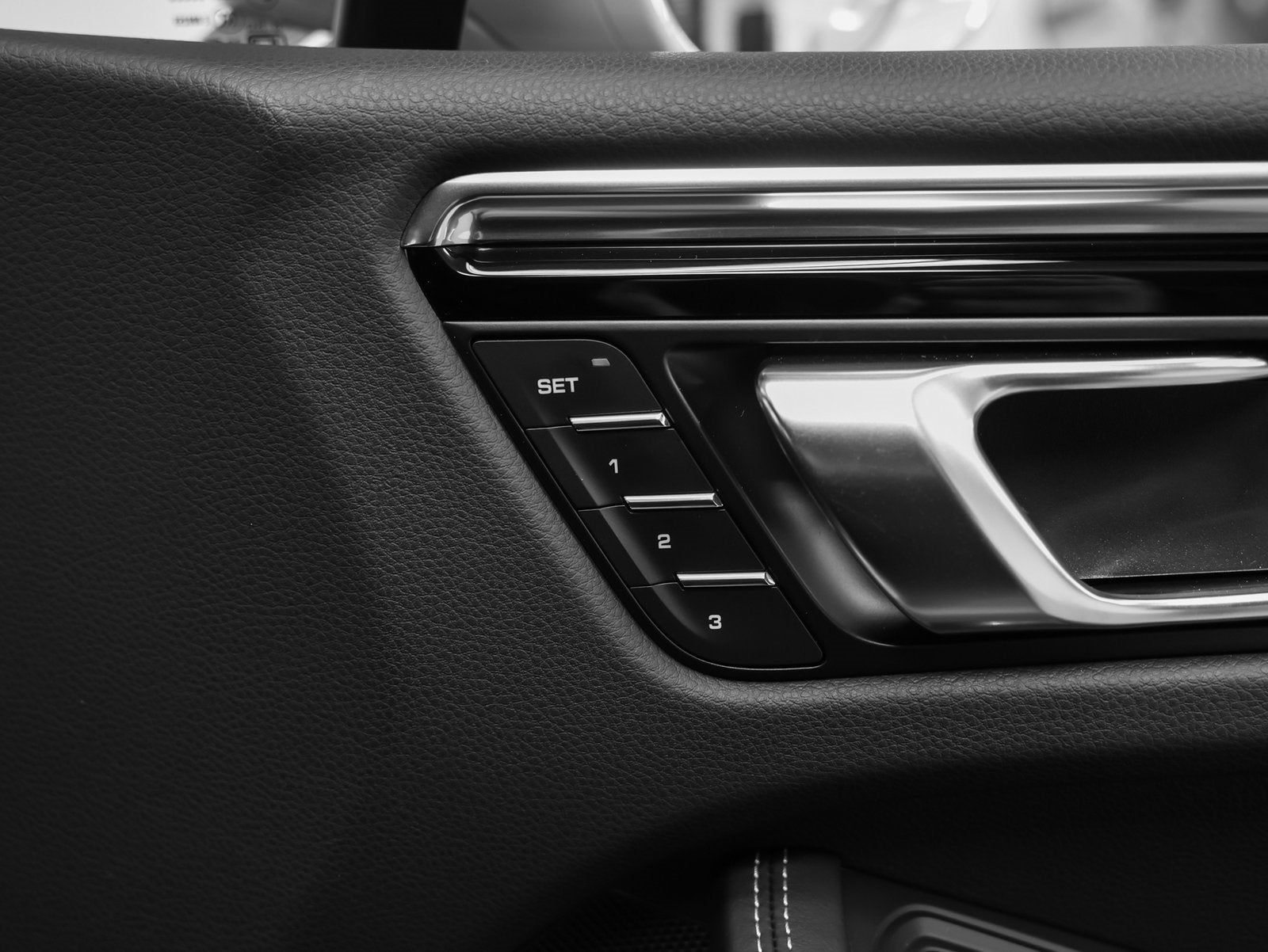 2026 Porsche Macan Macan S