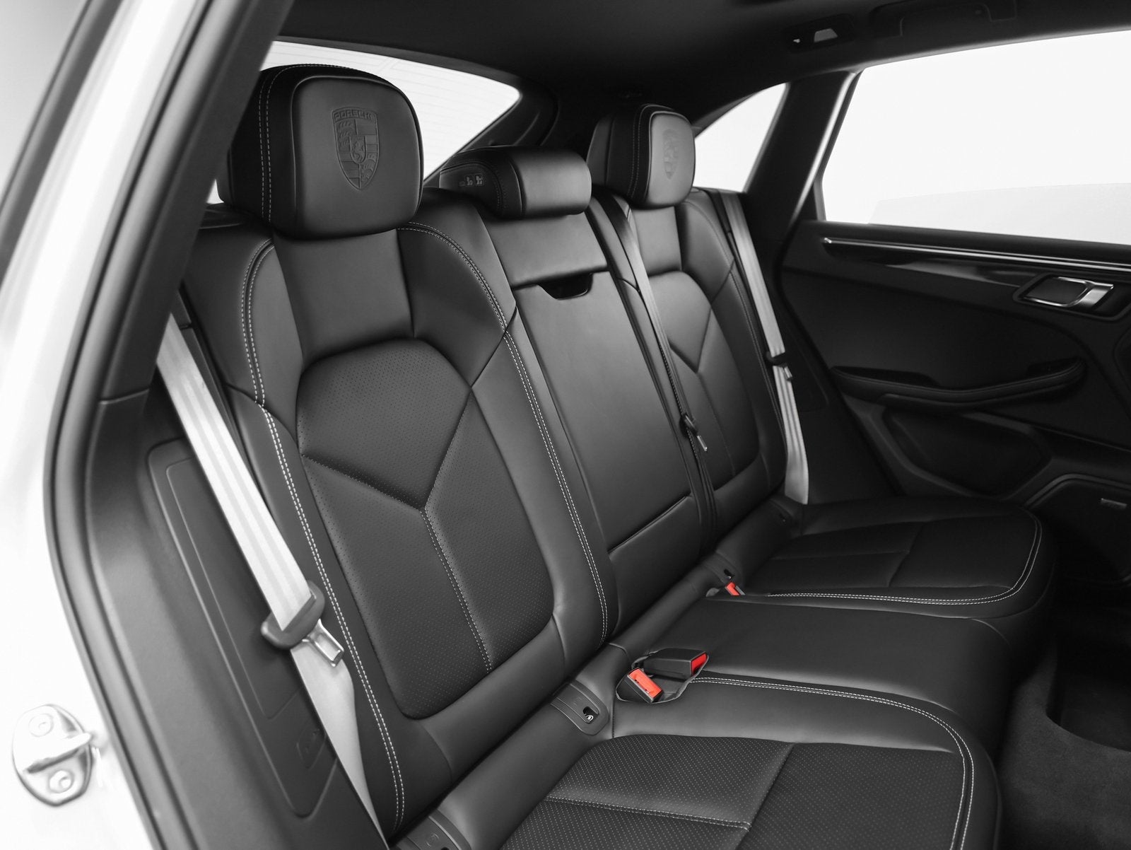 2026 Porsche Macan Macan S