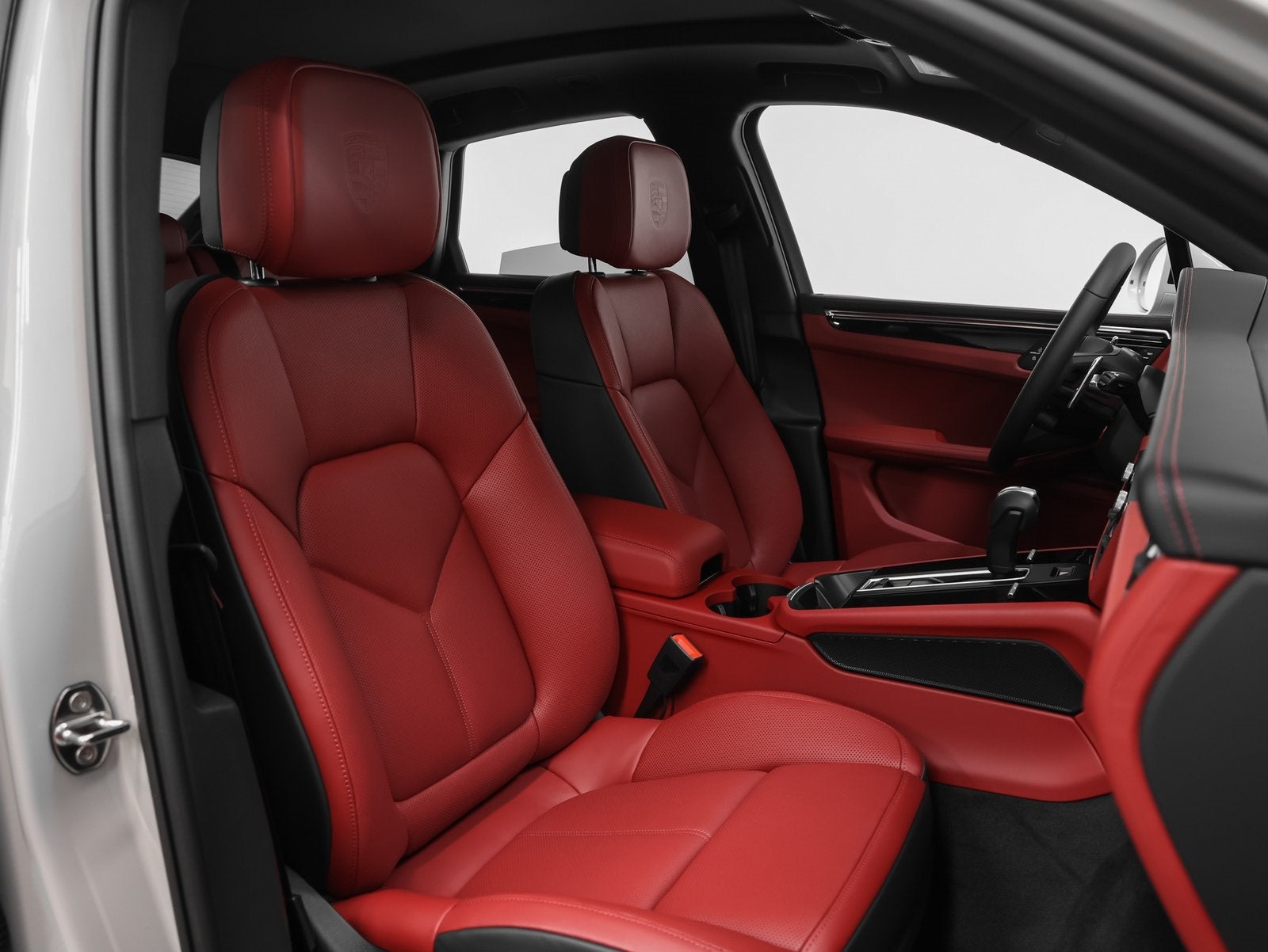 2026 Porsche Macan Macan S