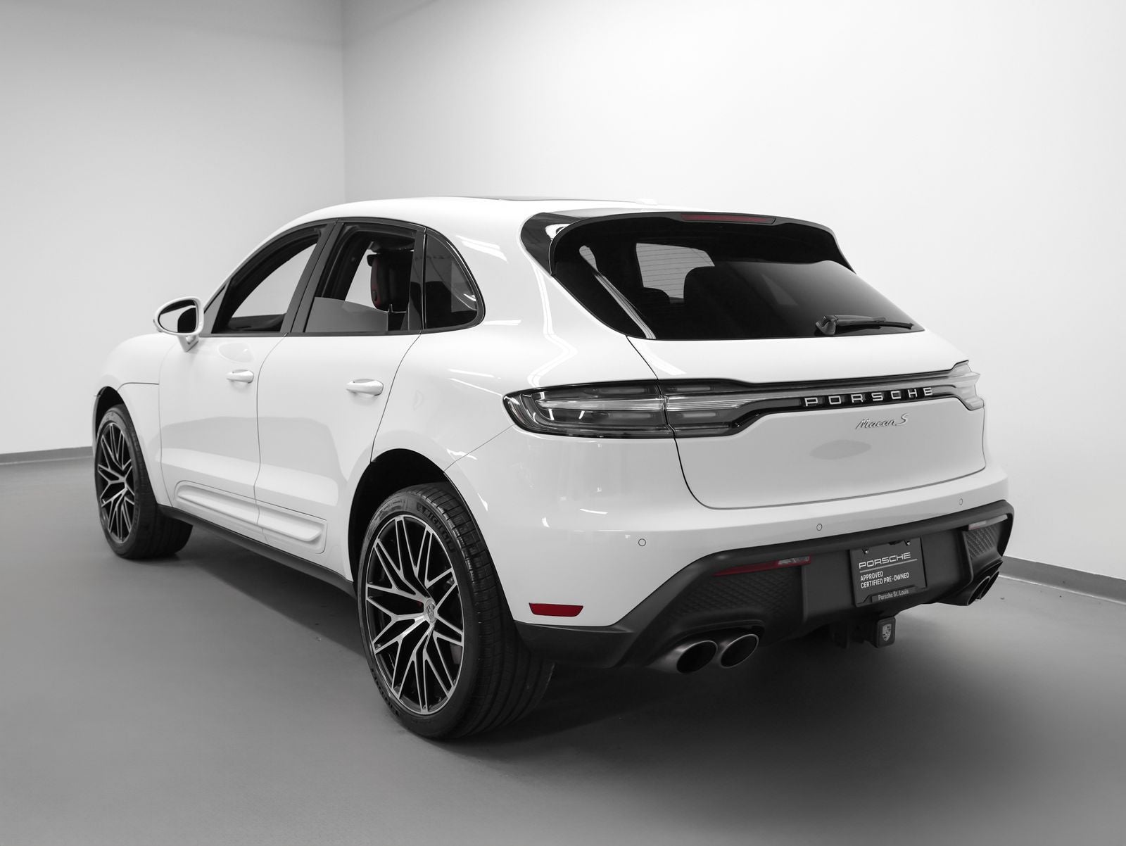 2022 Porsche Macan Macan S