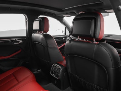 2022 Porsche Macan Macan S