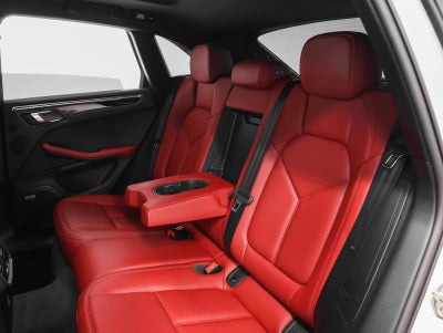 2022 Porsche Macan Macan S