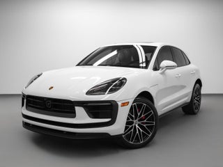2022 Porsche Macan Macan S