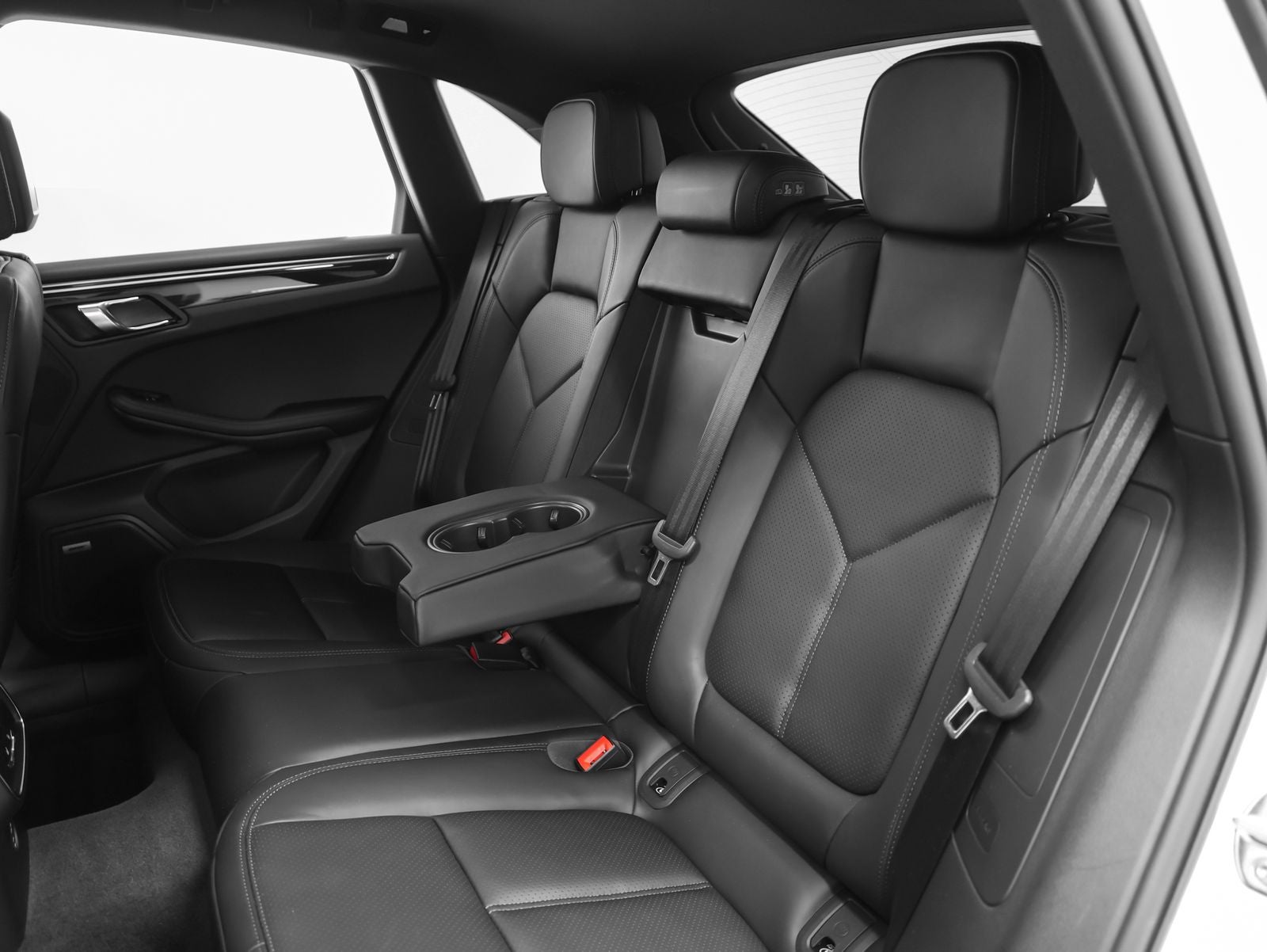 2025 Porsche Macan Macan S