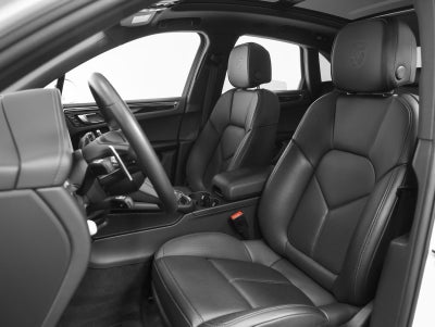 2025 Porsche Macan Macan S