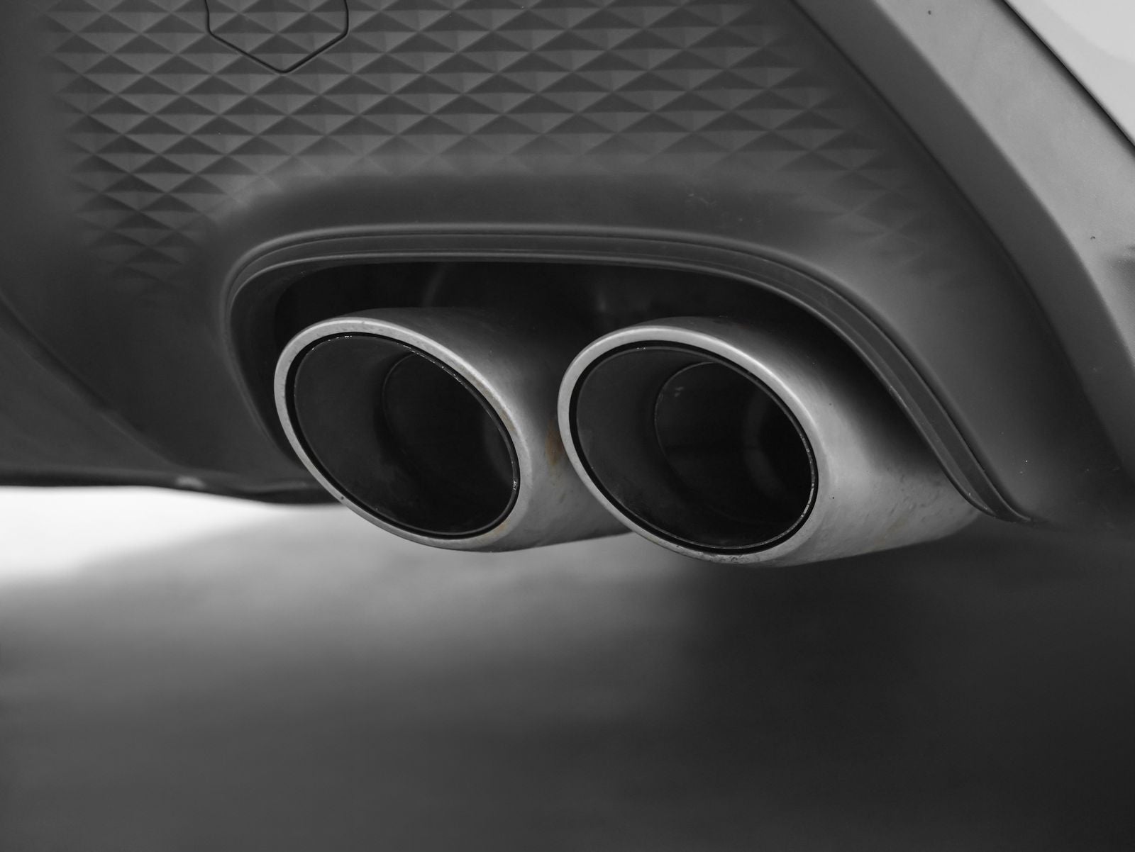 2024 Porsche Macan S