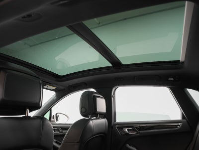 2024 Porsche Macan S