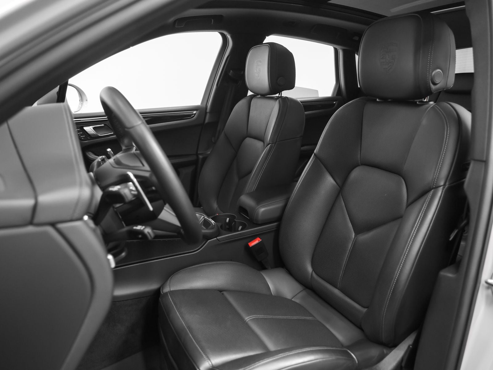 2024 Porsche Macan S