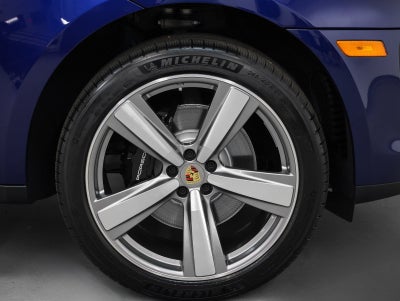 2026 Porsche Macan Macan S