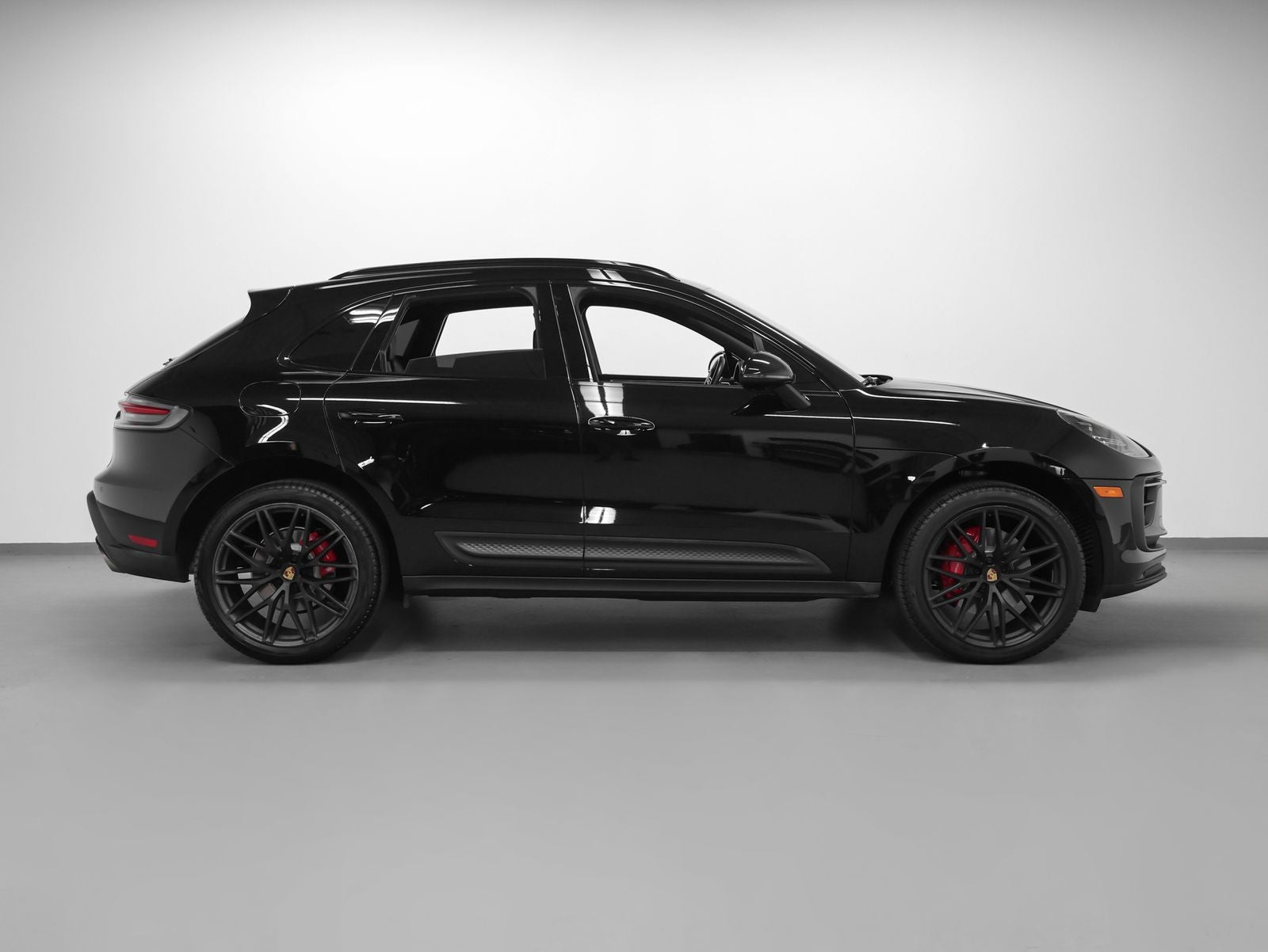 2023 Porsche Macan S