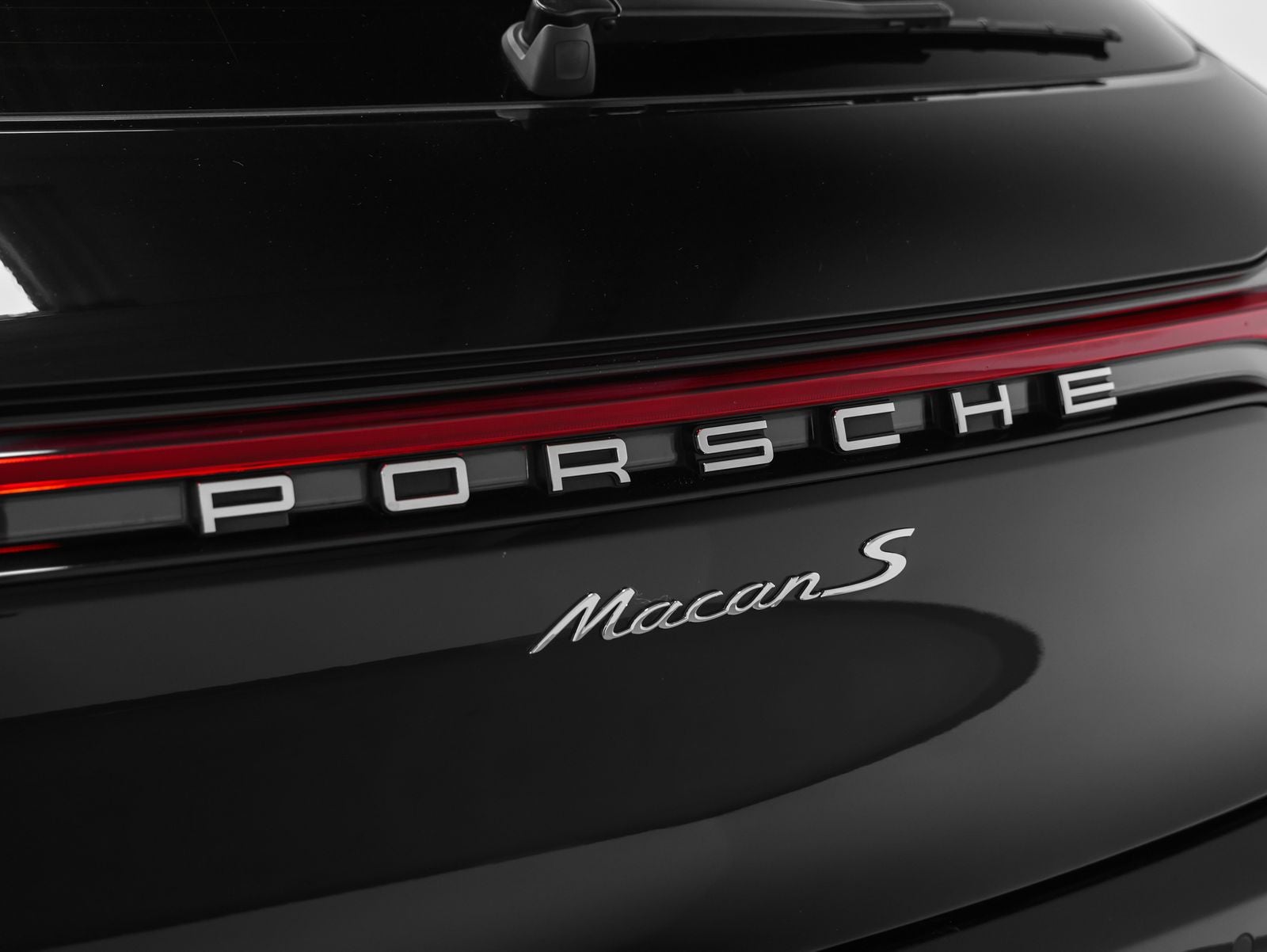 2023 Porsche Macan S