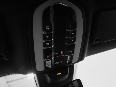 2023 Porsche Macan S