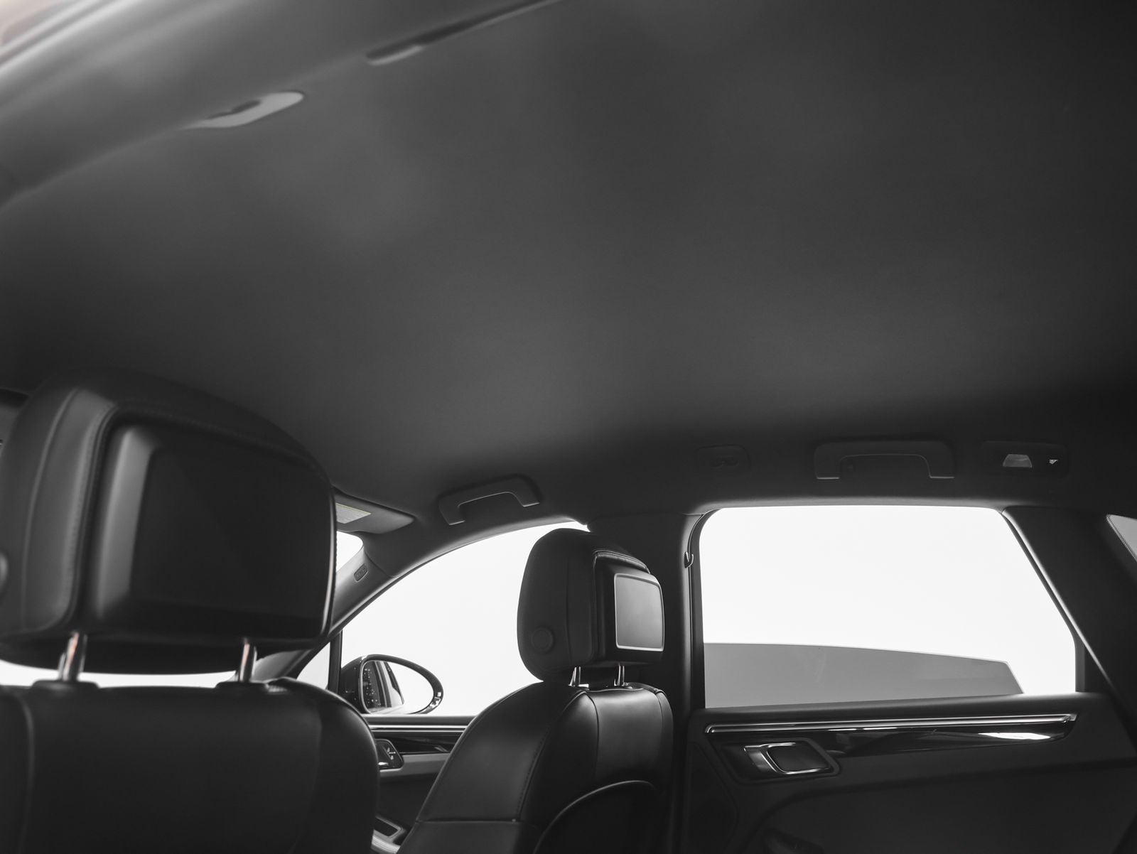 2023 Porsche Macan S